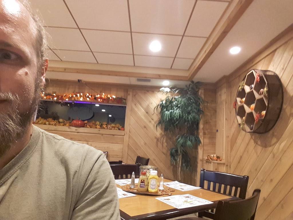 Brat Haus | restaurant | 2810 N Dixie Fwy, New Smyrna Beach, FL 32168, USA | 3869574233 OR +1 386-957-4233