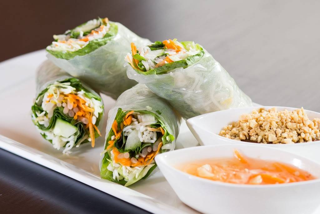 Sugar Palm Thai Restaurant | restaurant | 5580 Vincent Gate Terrace, Alexandria, VA 22312, USA | 7033541077 OR +1 703-354-1077