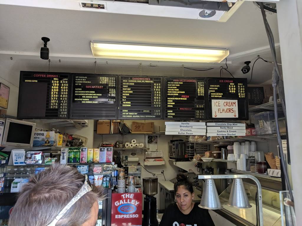 The Galley | restaurant | 2804 Emerson St, San Diego, CA 92106, USA | 6192341134 OR +1 619-234-1134