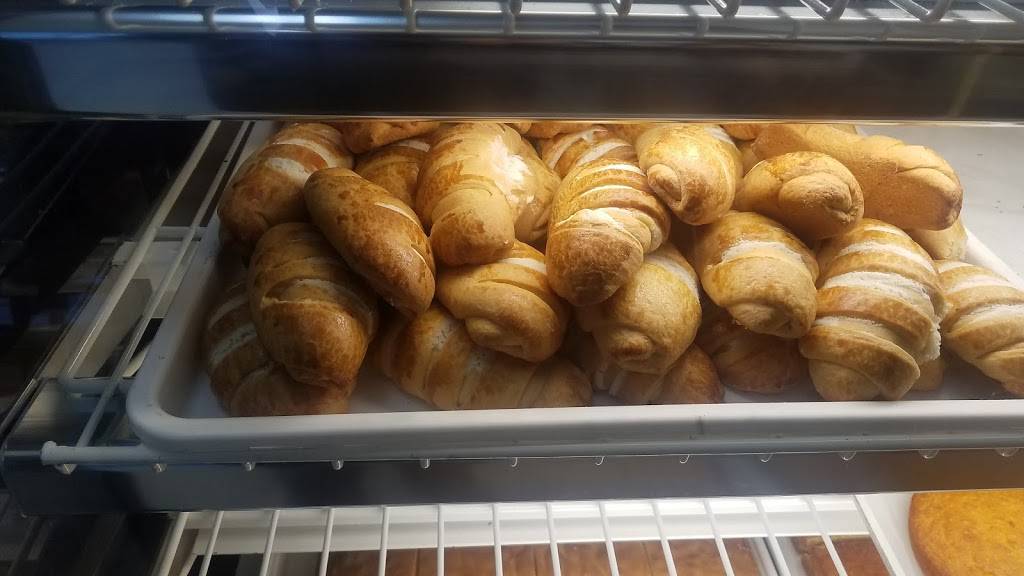 Panaderia Victoria | restaurant | 3535 Imperial Hwy, Inglewood, CA 90303, USA | 4247509334 OR +1 424-750-9334