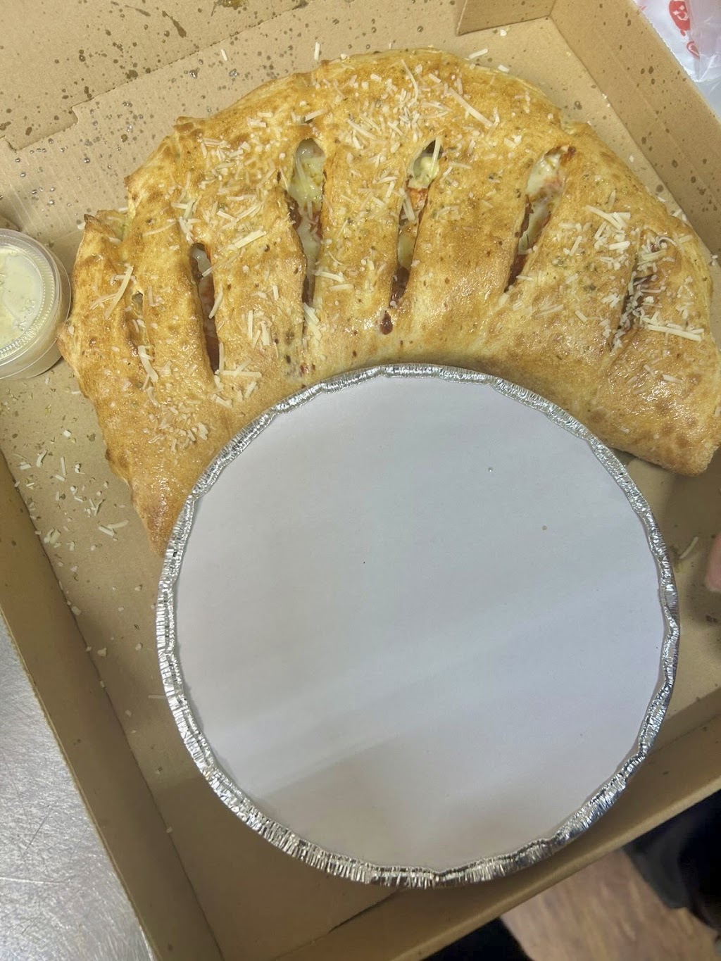 Petra Pizza&Pasta | restaurant | 1105 Gallatin Pike N, Madison, TN 37115, USA | 6154986683 OR +1 615-498-6683