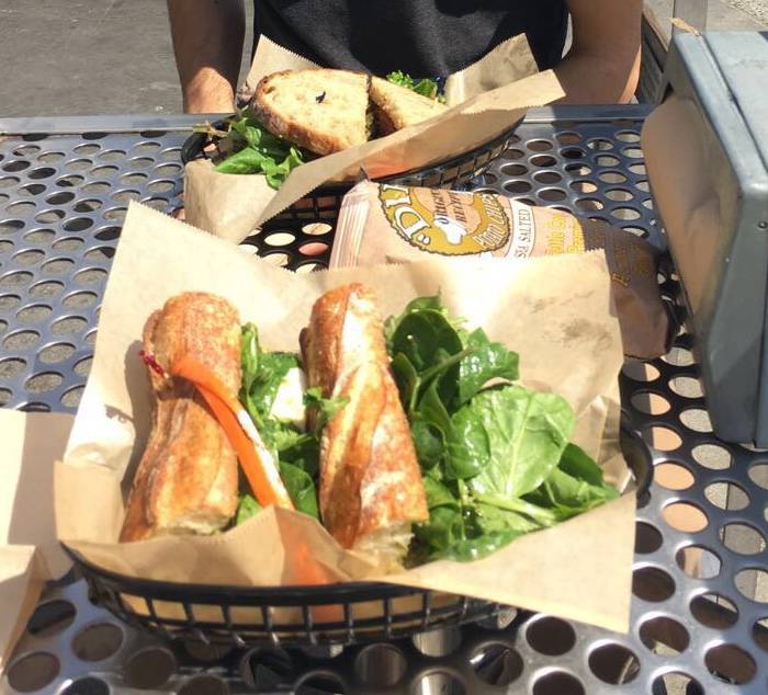 The Picnic Basket | cafe | 125 Beach St, Santa Cruz, CA 95060, USA | 8314279946 OR +1 831-427-9946