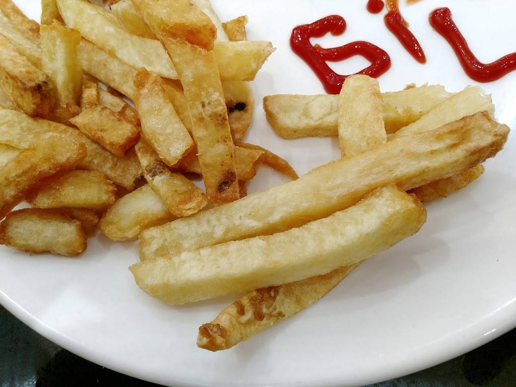 Halibut House Fish and Chips Inc. | restaurant | 2151 St Clair Ave W, Toronto, ON M6N 1K5, Canada | 4169017997 OR +1 416-901-7997