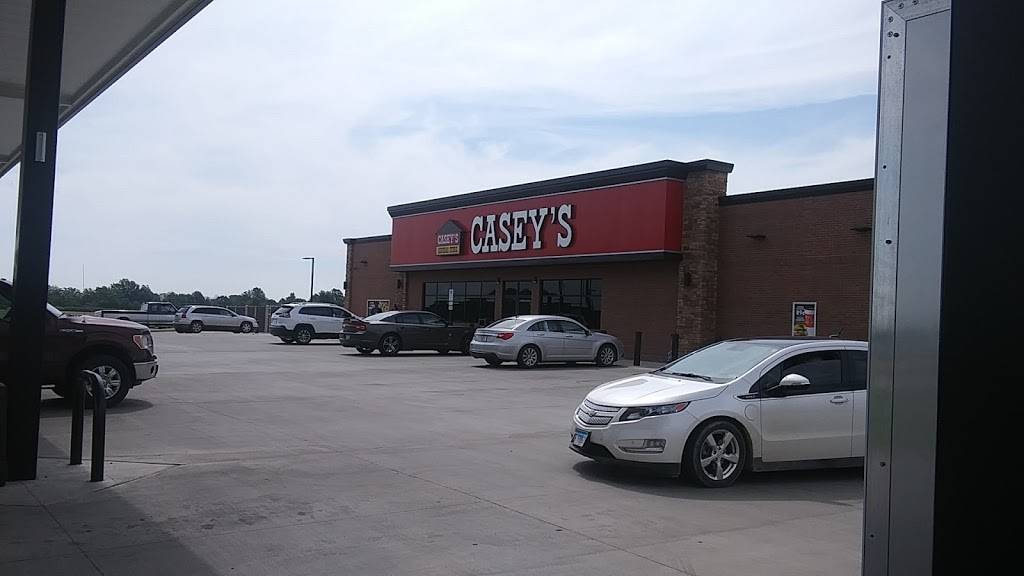 Caseys | restaurant | 1501 N Michigan Ave, Marshall, IL 62441, USA | 2178262915 OR +1 217-826-2915