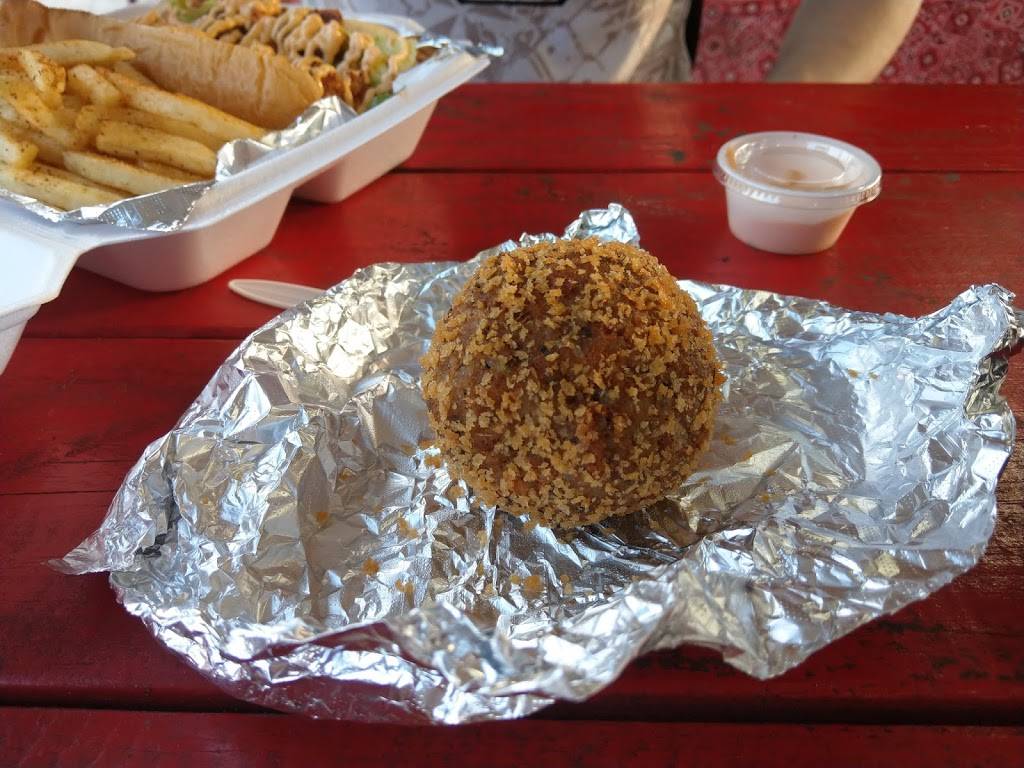 Big Cabs Crawfish Cabin | restaurant | 24527 Gosling Rd, Spring, TX 77389, USA | 2817044827 OR +1 281-704-4827