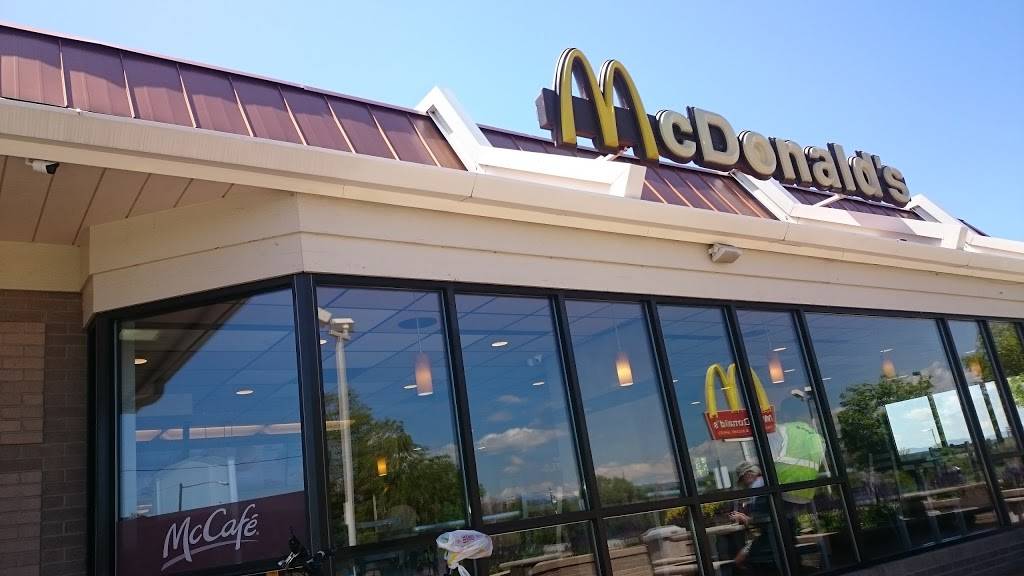 McDonalds | cafe | 1395 S Santa Fe Dr, Denver, CO 80223, USA | 3037446769 OR +1 303-744-6769