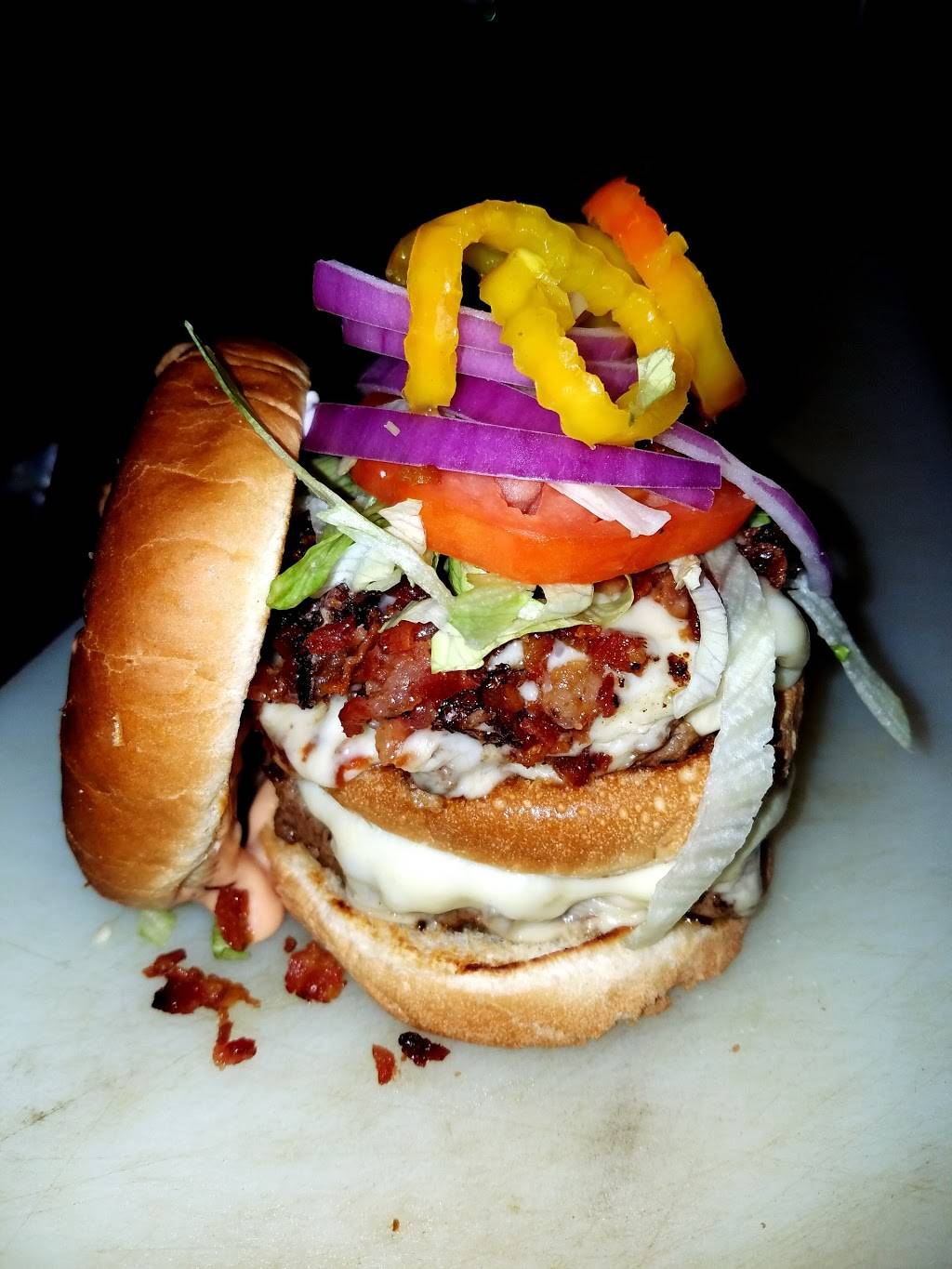 The Crust Pizzeria And Restaurant | restaurant | 3043 W Emaus Ave, Allentown, PA 18103, USA | 6107979797 OR +1 610-797-9797