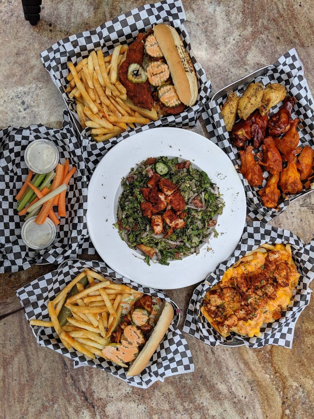 Hells Chicken | meal takeaway | 8666 Foothill Blvd, Sunland-Tujunga, CA 91040, USA | 8183520352 OR +1 818-352-0352