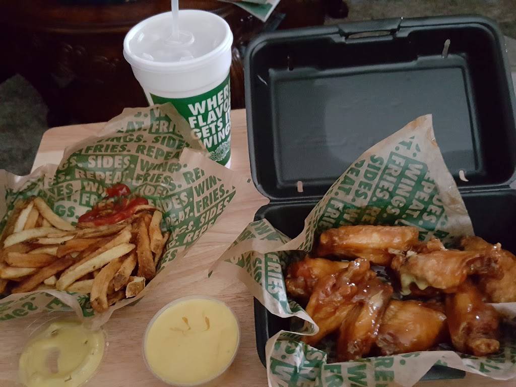 Wingstop | restaurant | 1302 17th St, Santa Ana, CA 92705, USA | 6572619464 OR +1 657-261-9464