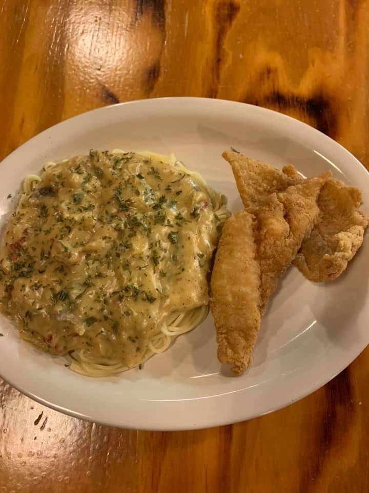 Seals Catfish Cabin | restaurant | 312 McSween Rd, Picayune, MS 39466, USA | 6017992383 OR +1 601-799-2383