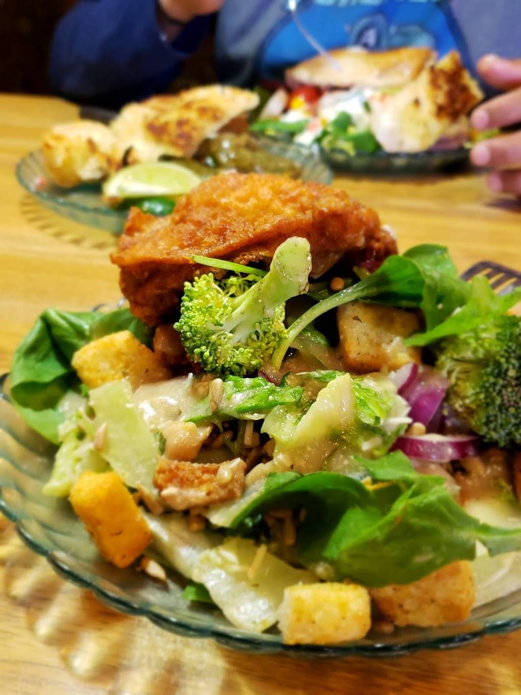 HomeTown Buffet | restaurant | 1315 Gateway Blvd, Fairfield, CA 94533, USA | 7074286000 OR +1 707-428-6000