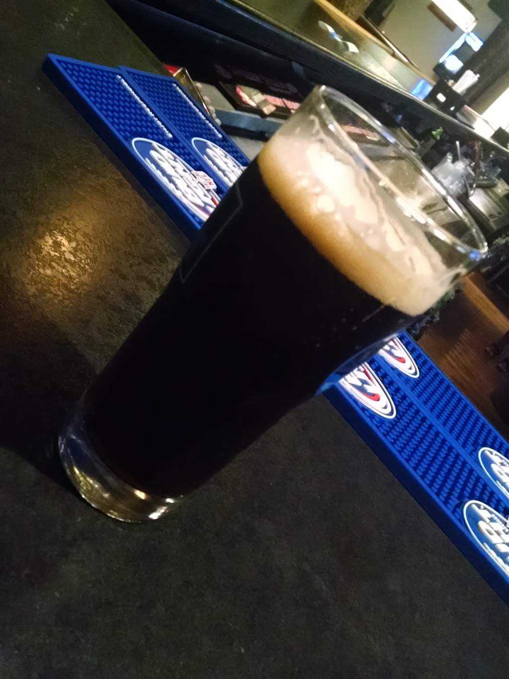 Wild Things Restaurant & Bar | restaurant | 113 E Main St, Frostburg, MD 21532, USA | 3016870210 OR +1 301-687-0210