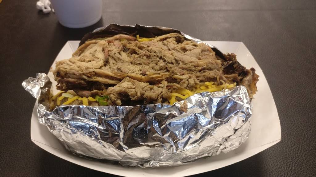 Chasin Tail BBQ | restaurant | 601 S Lake Dallas Dr, Lake Dallas, TX 75065, USA | 9403210524 OR +1 940-321-0524