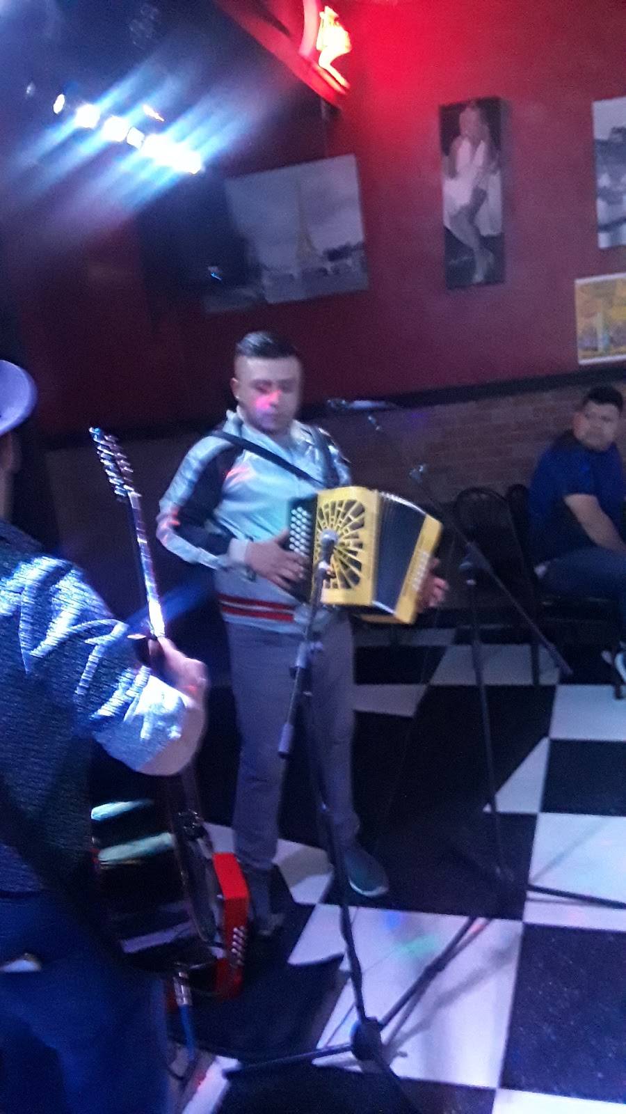 Isabellas Deli | restaurant | 536 SE 10th Ave, Hillsboro, OR 97123, USA | 9717136475 OR +1 971-713-6475