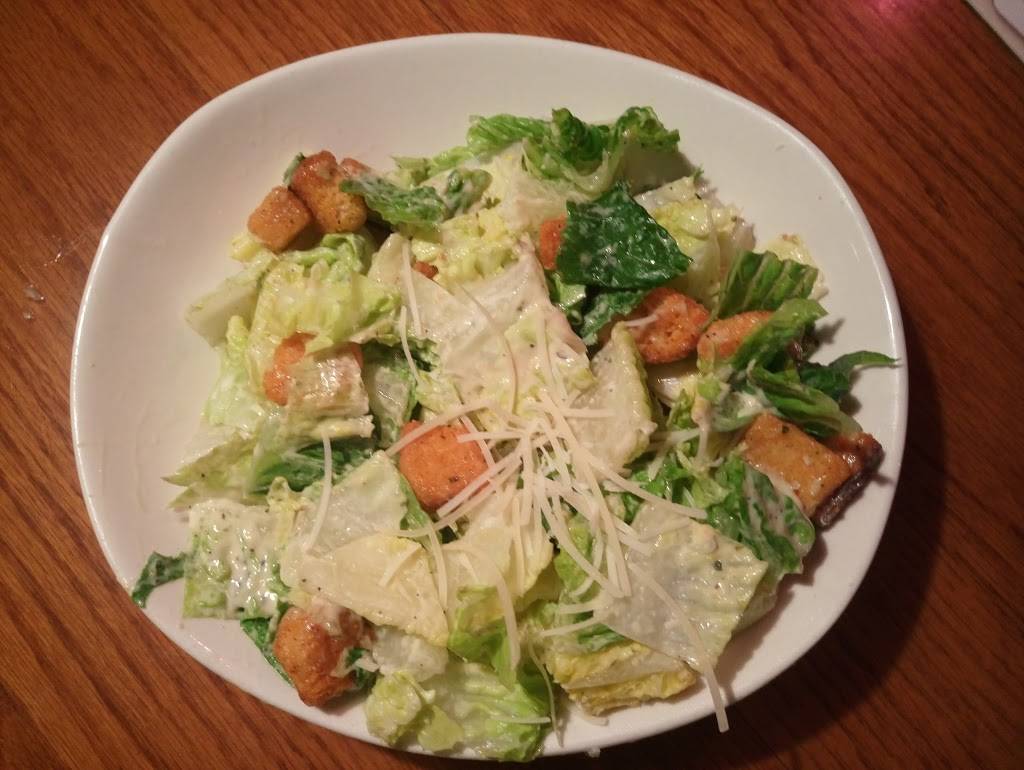Outback Steakhouse | restaurant | 8101 W Higgins Rd, Chicago, IL 60631, USA | 7733800818 OR +1 773-380-0818