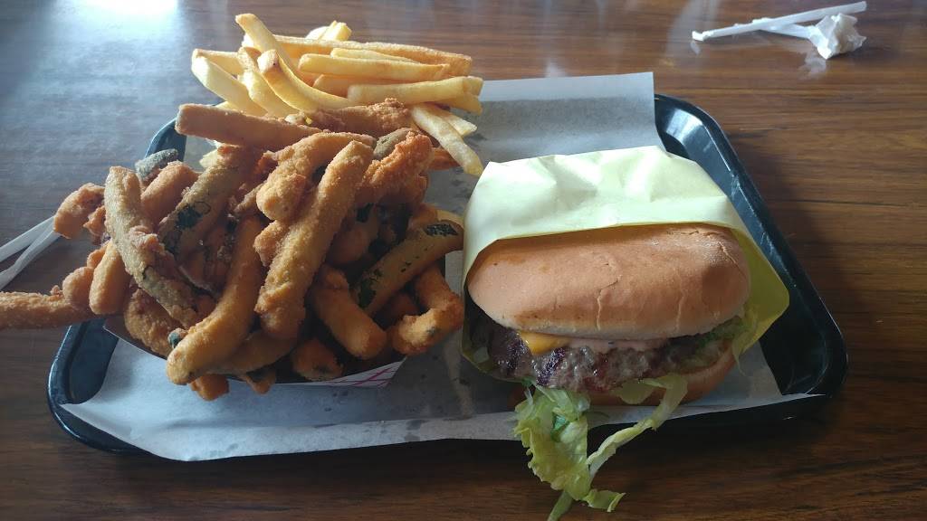 Steves No. 4 Charbroil | restaurant | 6033 Warner Ave, Huntington Beach, CA 92647, USA | 7148481422 OR +1 714-848-1422