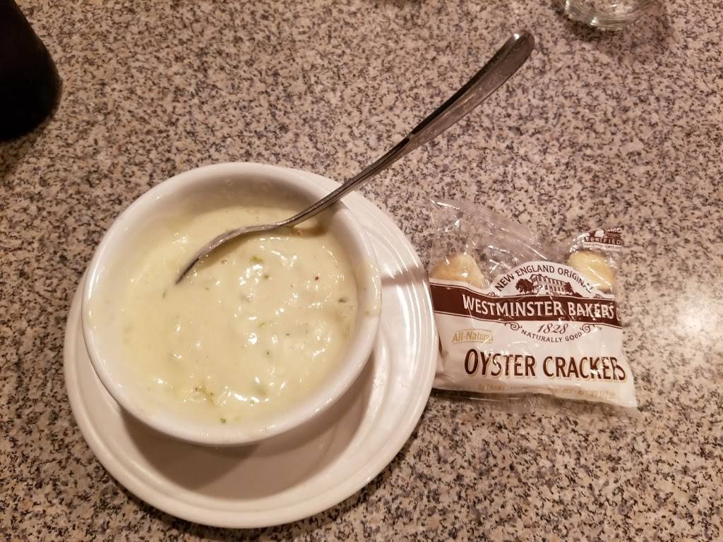 Jackson Square Tavern | restaurant | 1530 Commercial St, Weymouth, MA 02189, USA | 7813370100 OR +1 781-337-0100