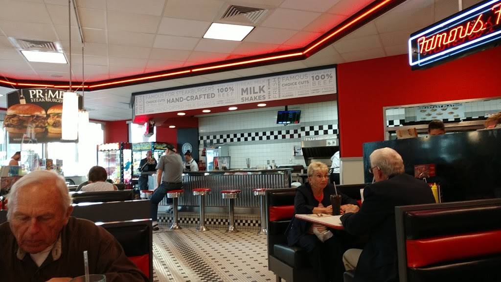 Steak n Shake | restaurant | 5180 NE 24th St, Ocala, FL 34470, USA | 3524380057 OR +1 352-438-0057