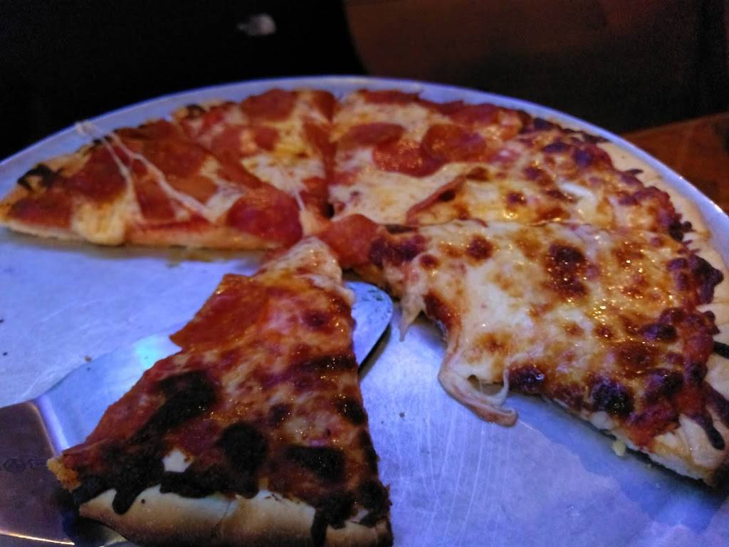 Bugsys Pizza Restaurant | restaurant | 111 King St, Alexandria, VA 22314, USA | 7036830313 OR +1 703-683-0313