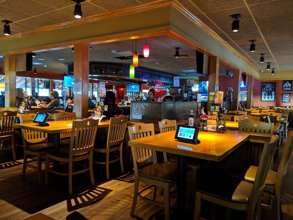 Applebees Grill + Bar | restaurant | 829 Providence Rd, Brandon, FL 33511, USA | 8136430000 OR +1 813-643-0000