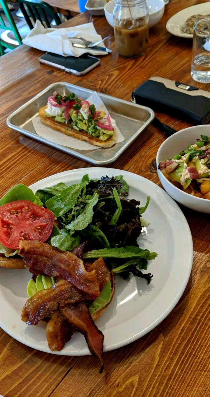 Wood Iron Eatery | restaurant | 129 S Court St unit a, Fayetteville, WV 25840, USA | 3049005557 OR +1 304-900-5557