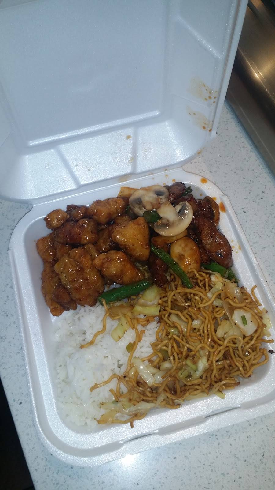 Panda Express | meal takeaway | 700 Foothill Blvd, La Cañada Flintridge, CA 91011, USA | 8189528882 OR +1 818-952-8882