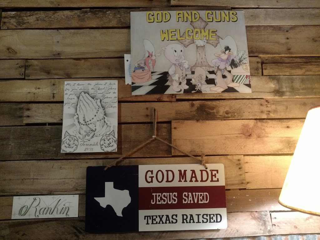 Pizza Pro | restaurant | 109 S Minter Ave, Throckmorton, TX 76483, USA | 9404569799 OR +1 940-456-9799