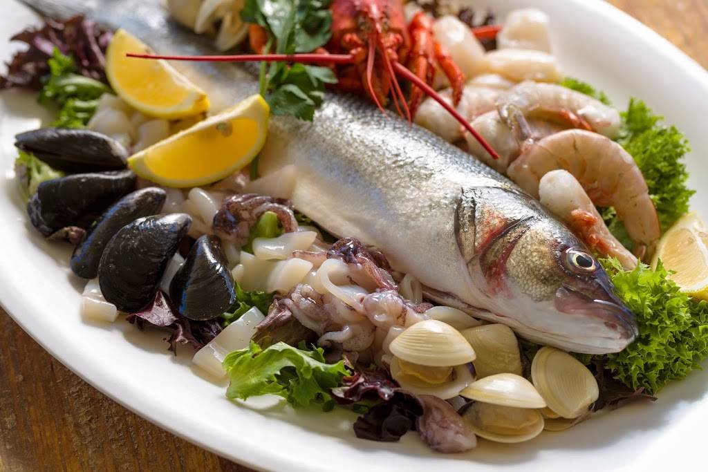 Ports of Italy, Rockport | restaurant | 141 Commercial St, Rockport, ME 04856, USA | 2072361011 OR +1 207-236-1011