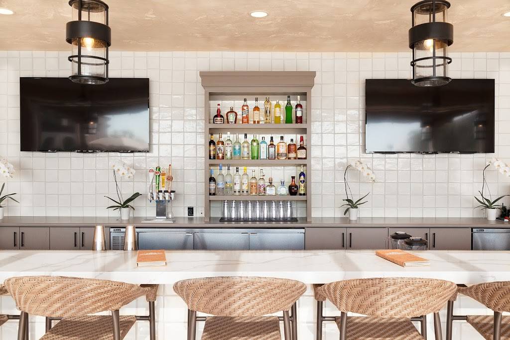 Poolside Bar & Café at Ponte Vineyard Inn | restaurant | 35001 Rancho California Rd, Temecula, CA 92591, USA | 9515876688 OR +1 951-587-6688