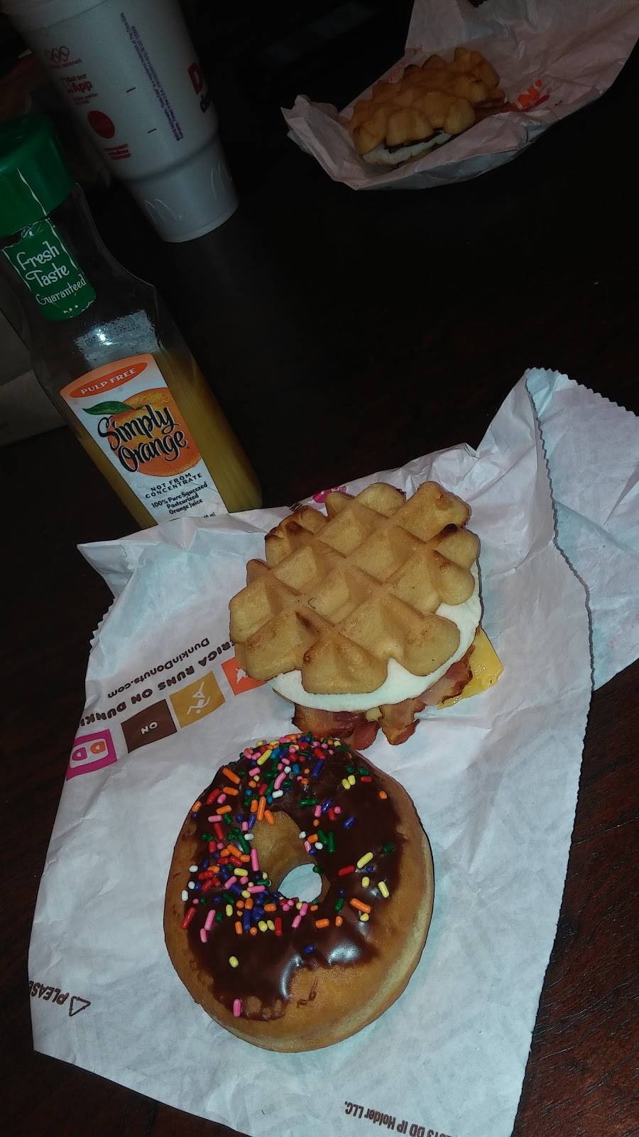 Dunkin | bakery | 2400 South, Rte 291, Independence, MO 64057, USA | 8169443544 OR +1 816-944-3544