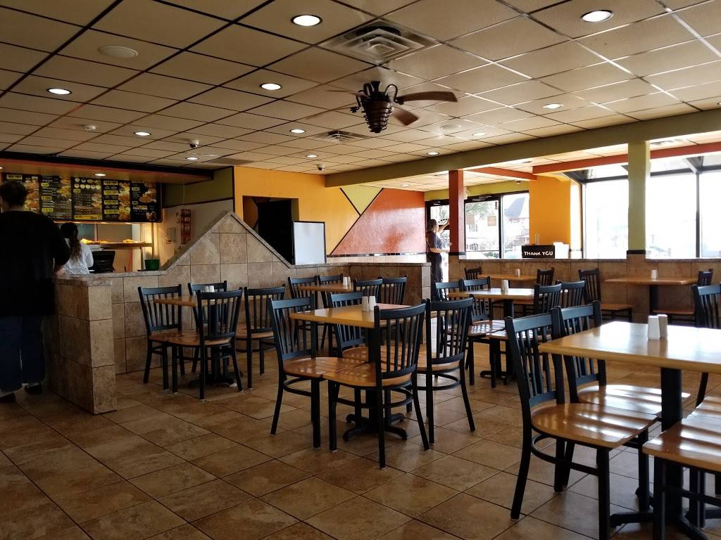 Golden Chick | meal takeaway | 202 S Cedar Ridge Dr, Duncanville, TX 75116, USA | 9722981010 OR +1 972-298-1010