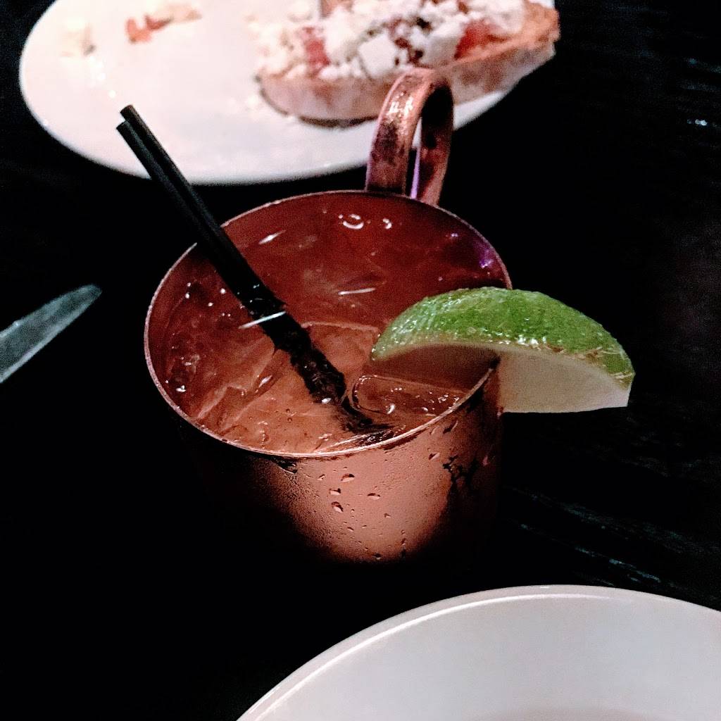 The Blacksmith | restaurant | 101 Washington Square, Washington, IL 61571, USA | 3094445111 OR +1 309-444-5111