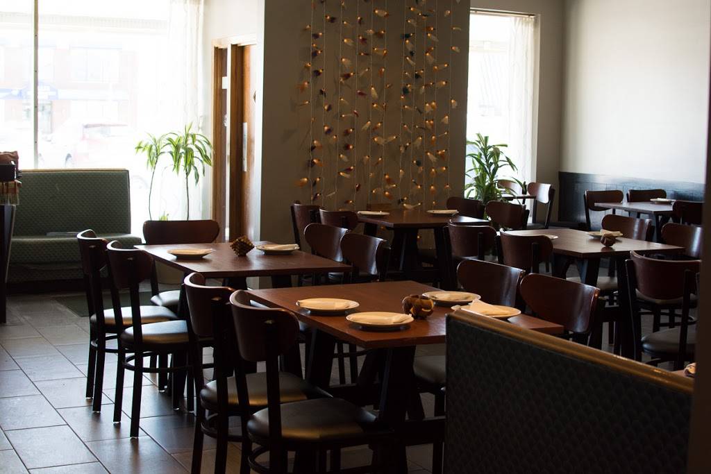 Thai Street Market | restaurant | 1665 Rice St, St Paul, MN 55117, USA | 6514880531 OR +1 651-488-0531