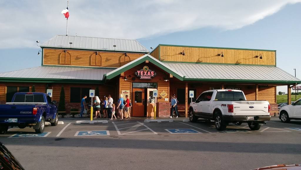 Texas Roadhouse | restaurant | 8204 S Olympia Ave W, Tulsa, OK 74132, USA | 9184457427 OR +1 918-445-7427