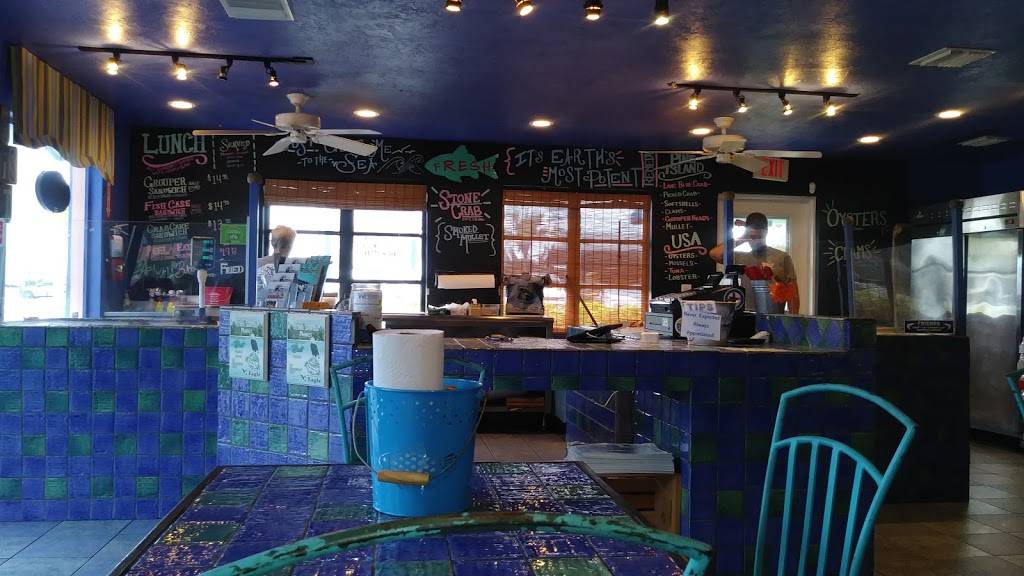 Island Seafood Market | restaurant | 4330 Pine Island Rd, Matlacha, FL 33993, USA | 2392832525 OR +1 239-283-2525