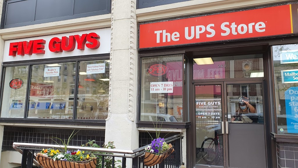 Five Guys | meal takeaway | 263 Huntington Ave, Boston, MA 02115, USA | 6179363657 OR +1 617-936-3657