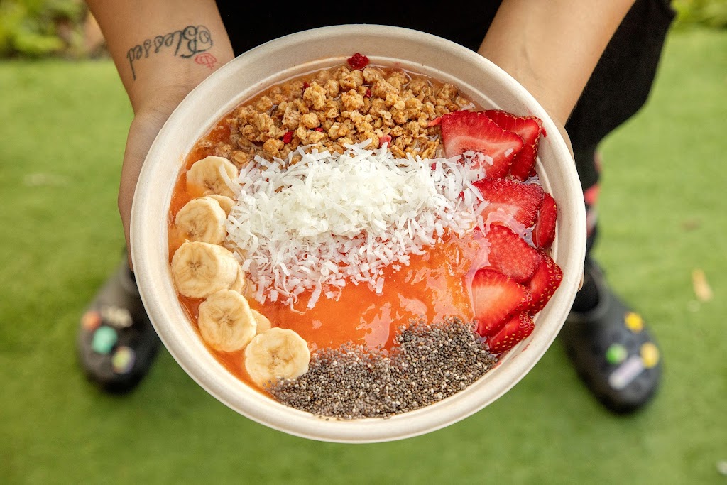 Smoothie Spot Tamiami | restaurant | 13810 SW 8th St, Miami, FL 33184, USA | 3054567556 OR +1 305-456-7556