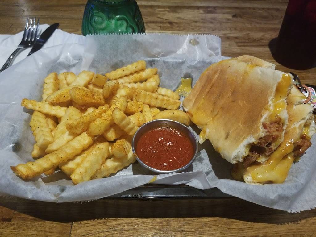 Harleys Pizza & Wings | restaurant | 2100 E Oakland Park Blvd, Fort Lauderdale, FL 33306, USA | 9549085578 OR +1 954-908-5578