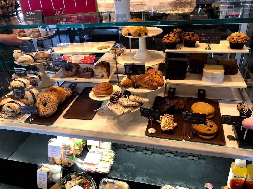 Starbucks | cafe | 300 Route 18, North Dr, East Brunswick, NJ 08816, USA | 7324324809 OR +1 732-432-4809