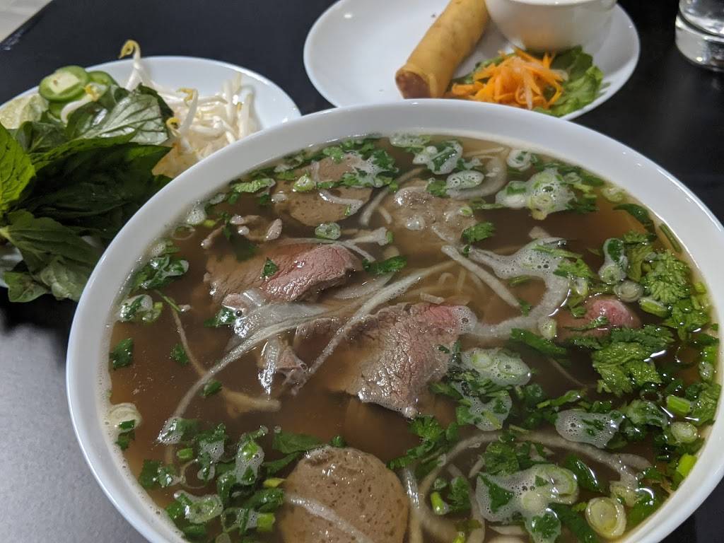 Phoenix Vietnamese Cuisine | restaurant | 49 Pershing Dr, Derby, CT 06418, USA | 2037519572 OR +1 203-751-9572