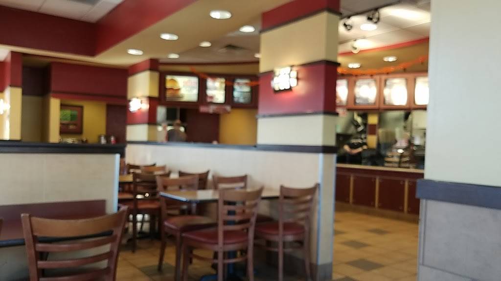 Arbys | restaurant | 106 Bradford Blvd, Gordonsville, TN 38563, USA | 6156833444 OR +1 615-683-3444