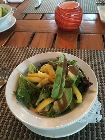 Butterfly Café | restaurant | 2600 Overseas Hwy, Marathon, FL 33050, USA | 3052897177 OR +1 305-289-7177