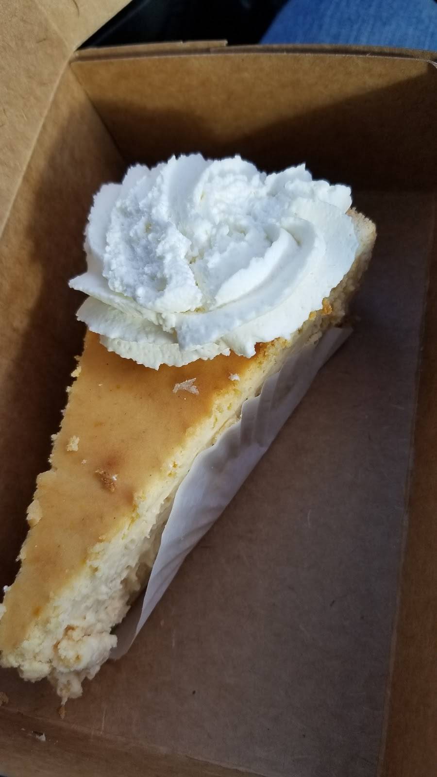 Mon Delice | restaurant | 557 E 3rd Ave, New Smyrna Beach, FL 32169, USA | 3864276555 OR +1 386-427-6555