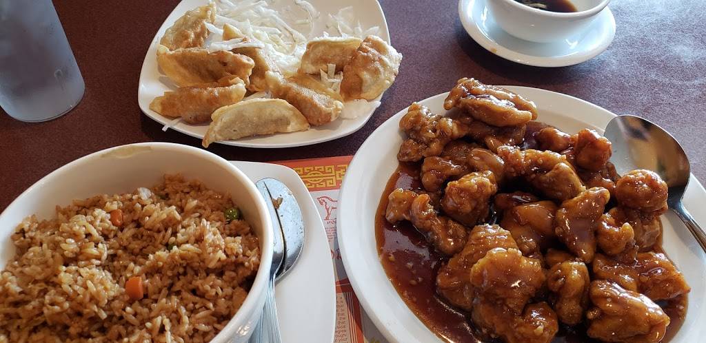 Red Wok | meal delivery | 9322 N Oak Trafficway, Kansas City, MO 64155, USA | 8164688868 OR +1 816-468-8868