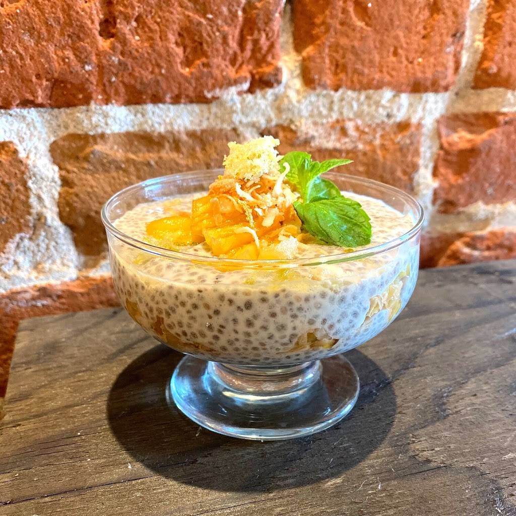 The Farmacy | restaurant | 931 10th St, Modesto, CA 95354, USA | 2094226762 OR +1 209-422-6762