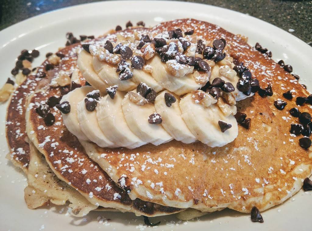 Jacks N Joe | restaurant | 2498 S Figueroa St, Los Angeles, CA 90007, USA | 2137484565 OR +1 213-748-4565