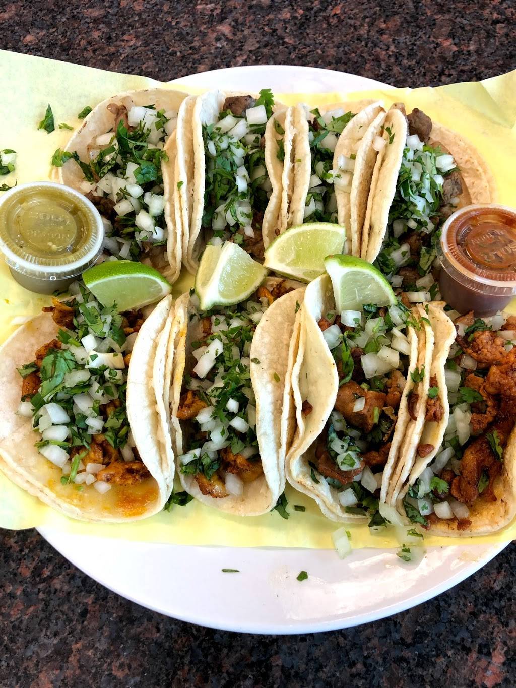 El Buen Gusto | restaurant | 3414 NE 52nd St, Vancouver, WA 98661, USA | 3604507625 OR +1 360-450-7625