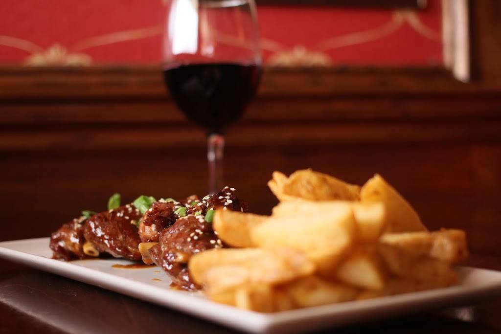 Brassie Pub | restaurant | 73 Wilson St W #24, Ancaster, ON L9G 1N1, Canada | 9053048935 OR +1 905-304-8935