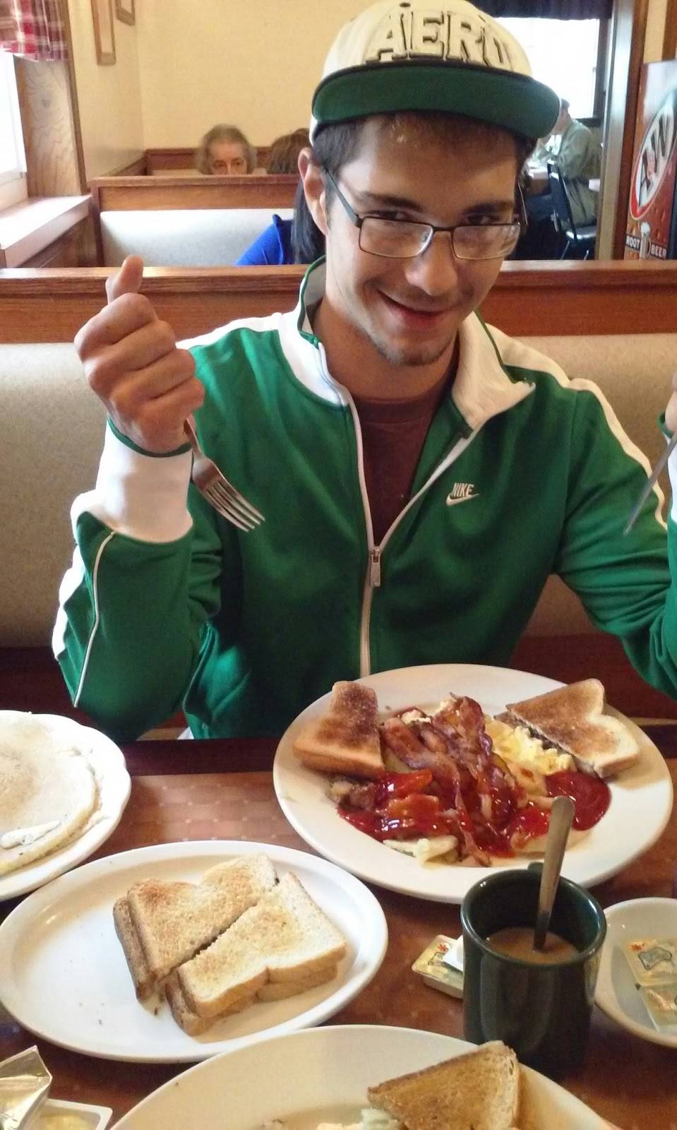 Mullers Port Jervis Diner | restaurant | 41 E Main St, Port Jervis, NY 12771, USA | 8458567978 OR +1 845-856-7978