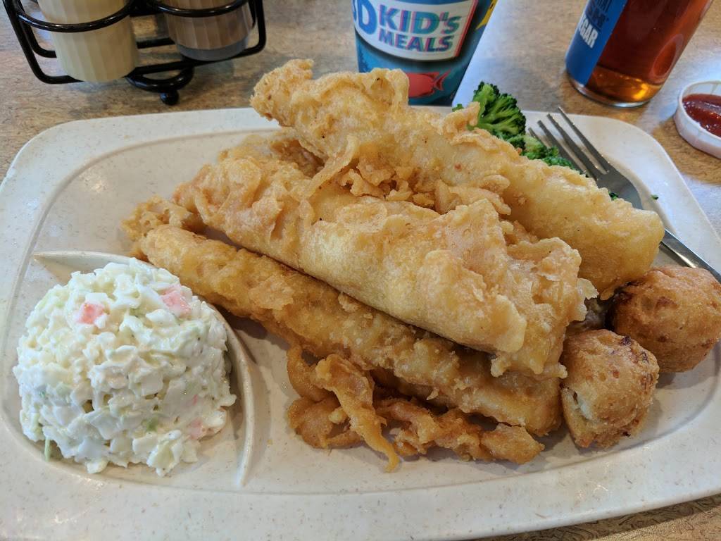 Captain Ds | restaurant | 317 W Main St, Hendersonville, TN 37075, USA | 6158245502 OR +1 615-824-5502